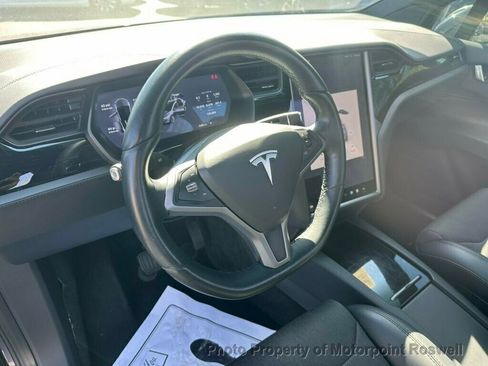 Used 2018 Tesla Model X 100D image 10