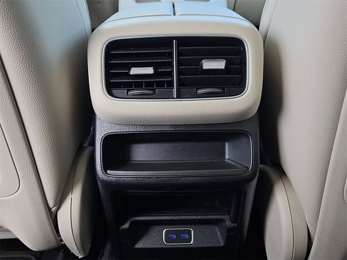 Certified 2024 Mercedes-Benz GLE 450 4MATIC image 18