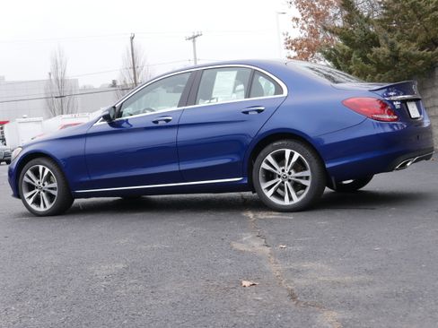 Used 2018 Mercedes-Benz C 300 4MATIC Sedan image 4