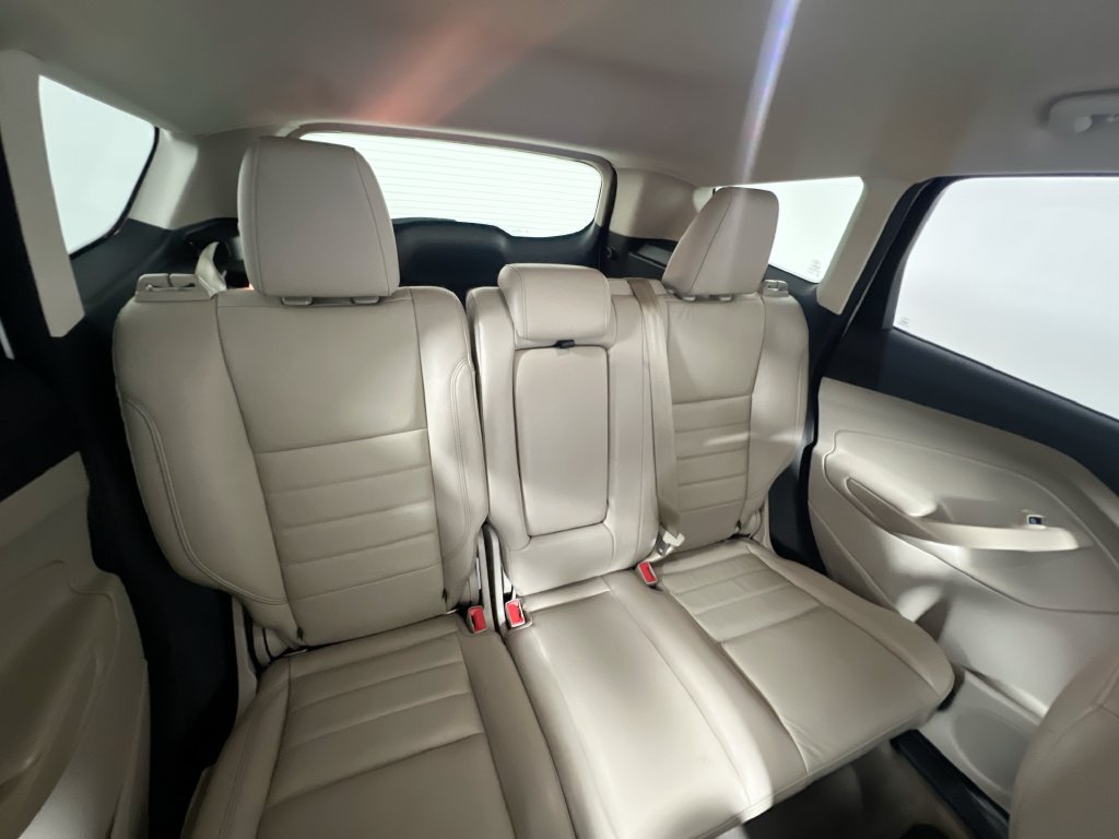 Used 2016 Ford Escape Titanium FWD image 28