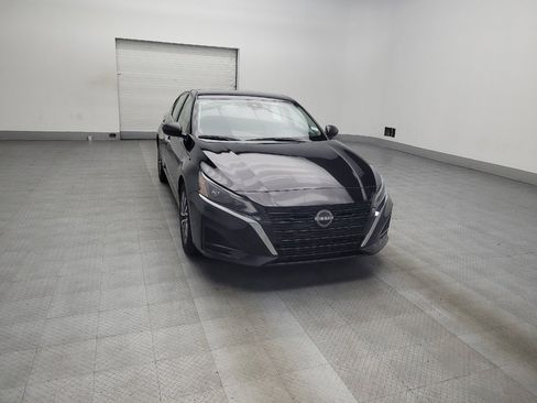 Used 2024 Nissan Altima 2.5 SV image 13