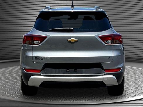Used 2023 Chevrolet TrailBlazer LT FWD image 5