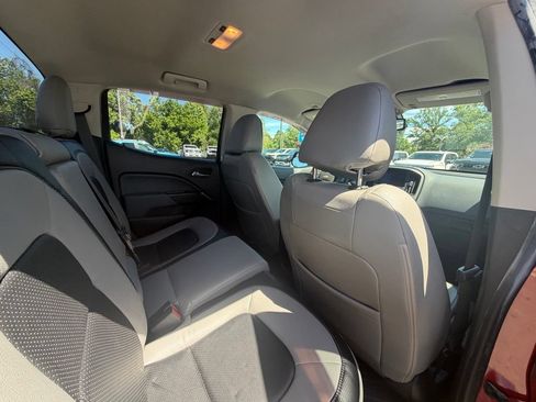 Used 2015 Chevrolet Colorado Z71 AWD/4WD image 30