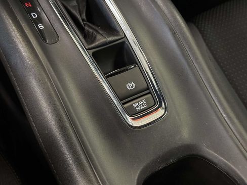 Used 2020 Honda HR-V Sport image 29