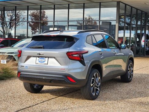 New 2026 Chevrolet Trax RS w/ Driver Confidence Package image 4