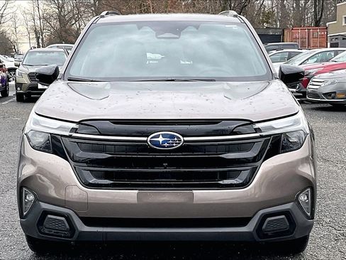 Certified 2025 Subaru Forester Touring image 3