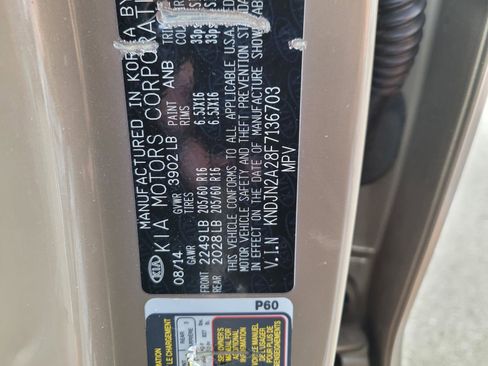Used 2015 Kia Soul FWD image 29