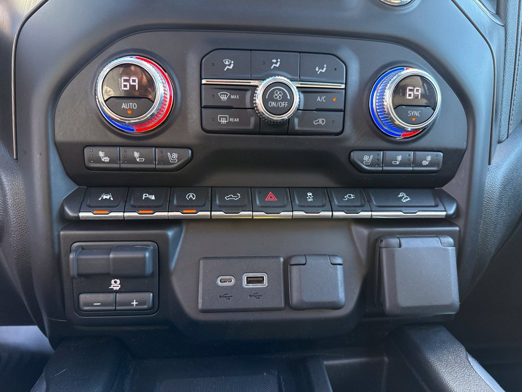 Used 2021 GMC Sierra 1500 AT4 w/ AT4 Premium Package AWD/4WD image 15