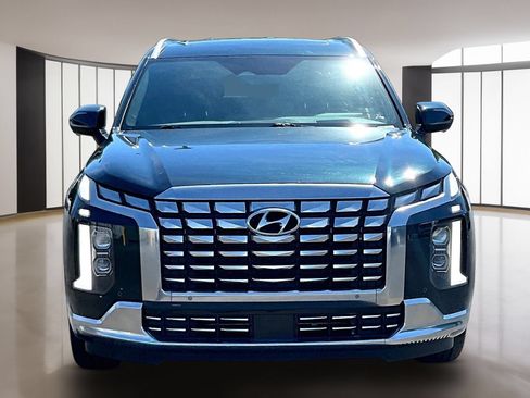 Used 2024 Hyundai Palisade Calligraphy AWD/4WD image 2