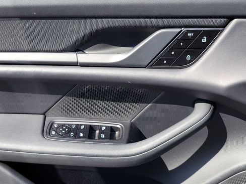 Certified 2021 Porsche Taycan RWD image 22