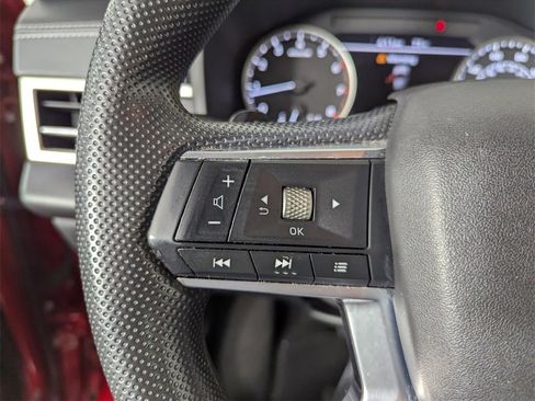 Used 2022 Mitsubishi Outlander ES image 22