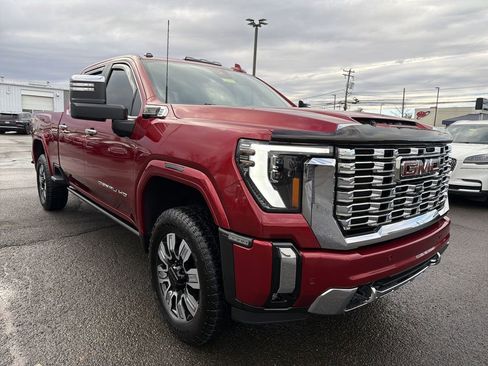 Used 2024 GMC Sierra 2500 Denali w/ Denali Reserve Package image 7
