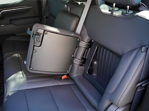 New 2026 GMC Sierra 1500 SLT image 24