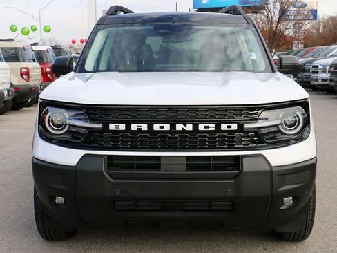 New 2025 Ford Bronco Sport Outer Banks w/ Outer Banks Tech Package+ AWD/4WD image 3