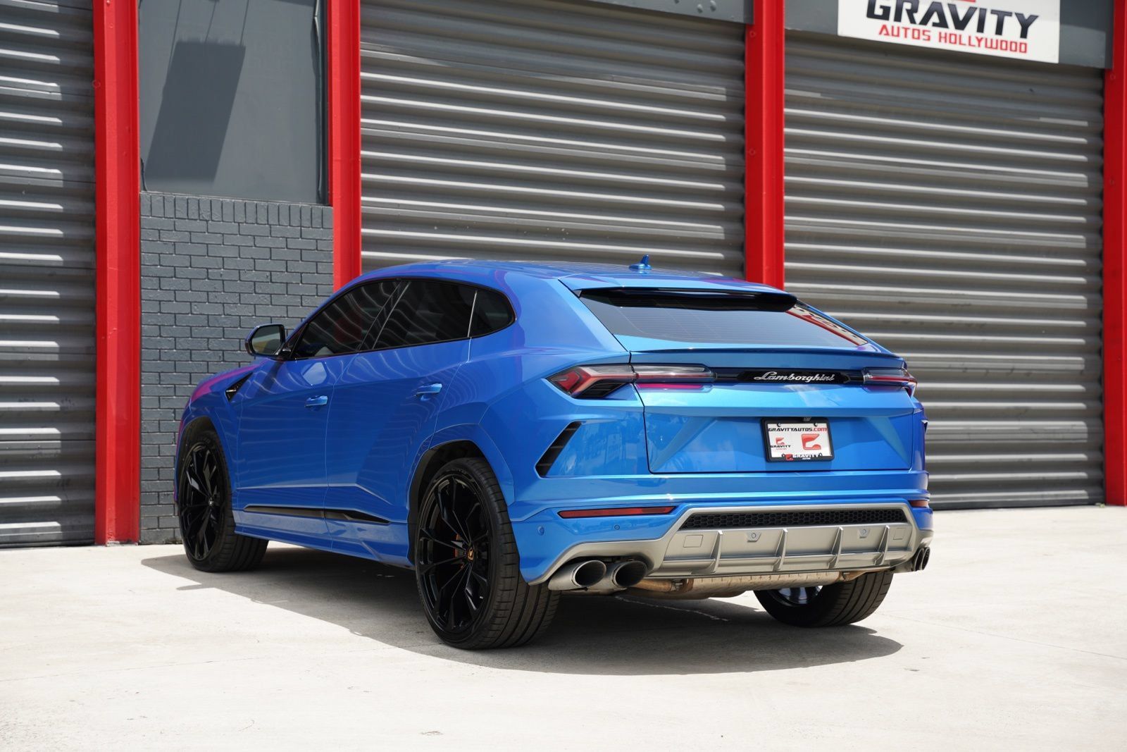 Used 2020 Lamborghini Urus AWD/4WD image 17