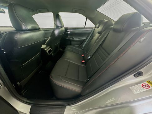 Used 2017 Toyota Camry SE image 26