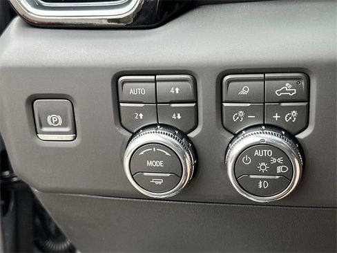 New 2026 GMC Sierra 1500 Denali Ultimate image 17