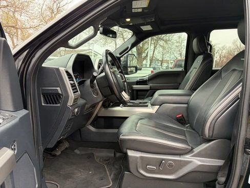 Used 2022 Ford F250 Platinum w/ Tremor Off-Road Package image 17
