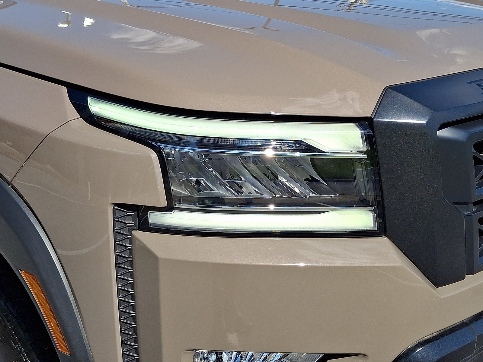 Certified 2022 Nissan Frontier PRO-4X AWD/4WD image 10