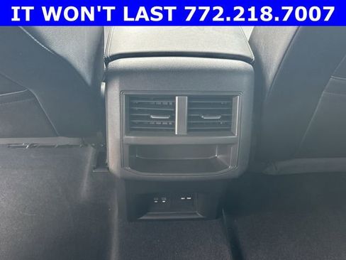 Used 2023 Volkswagen Atlas Cross Sport SEL R-Line AWD/4WD image 15
