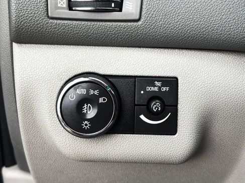 Used 2012 Buick Enclave Leather AWD/4WD image 19
