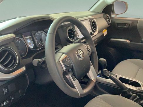 Used 2023 Toyota Tacoma SR5 w/ Technology Package RWD image 23