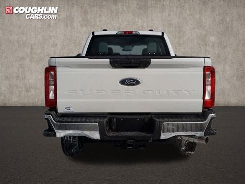 New 2026 Ford F250 XL w/ FX4 Off-Road Package image 7