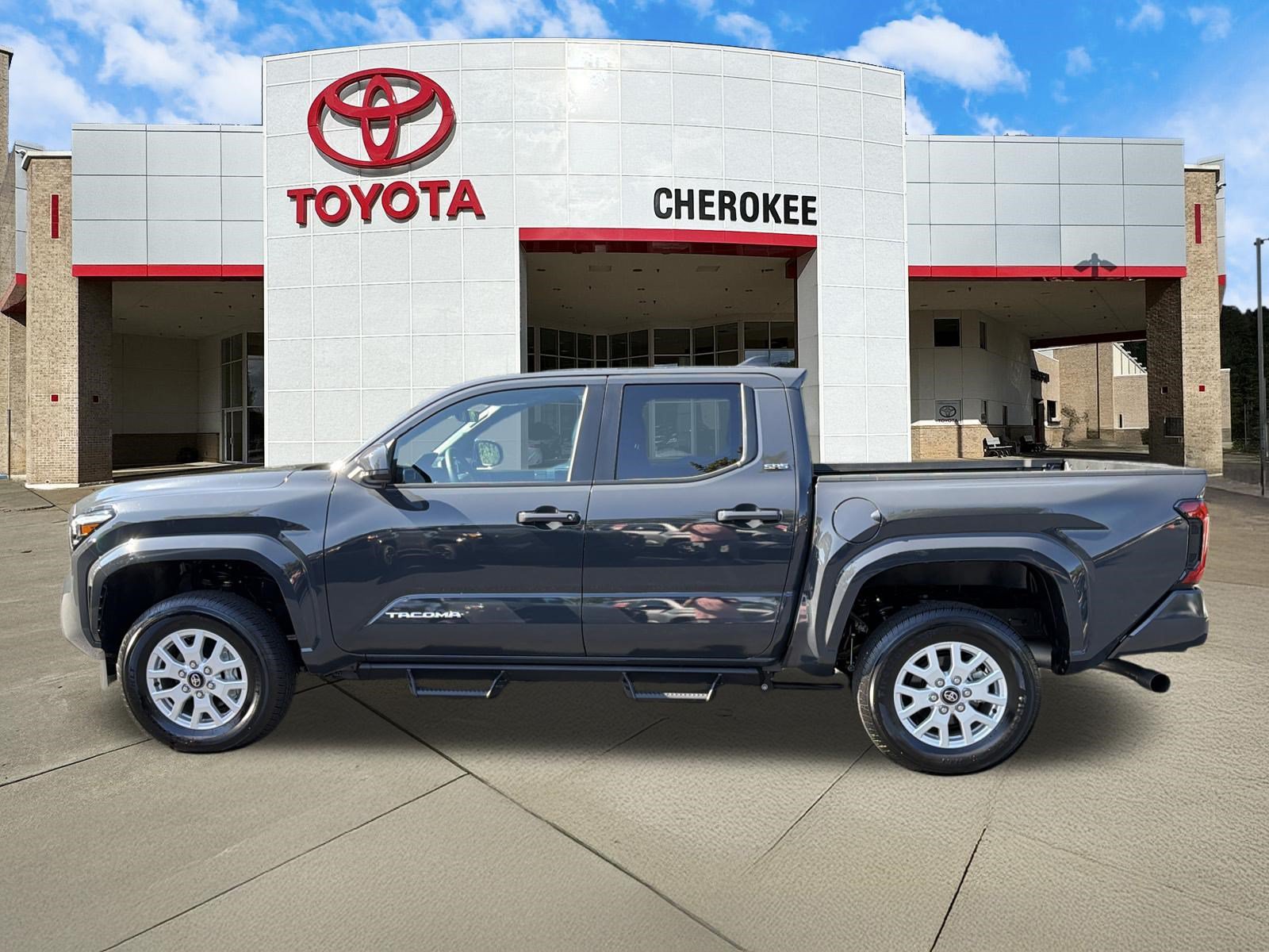 Used 2024 Toyota Tacoma SR5 AWD/4WD image 8