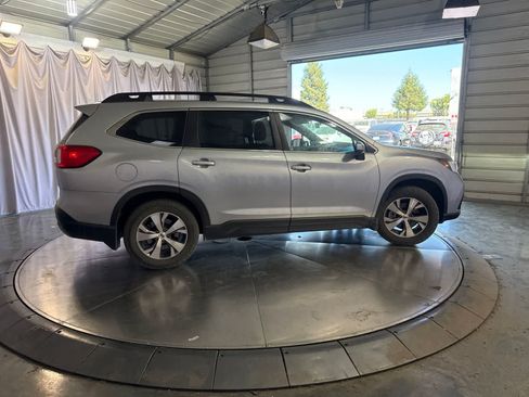Used 2021 Subaru Ascent Premium w/ Convenience Package AWD/4WD image 3