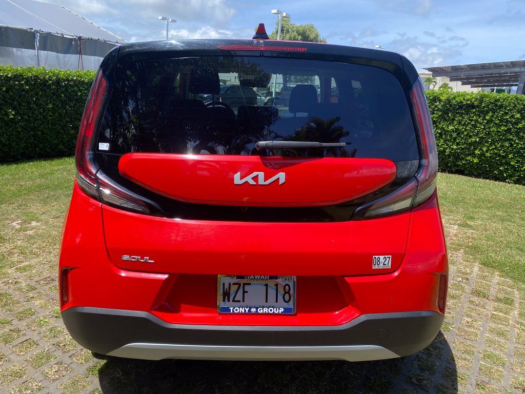 Used 2024 Kia Soul LX w/ Option Group 015 FWD image 24