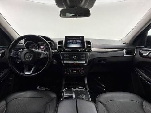 Used 2017 Mercedes-Benz GLS 550 4MATIC w/ Driver Assistance Package image 27