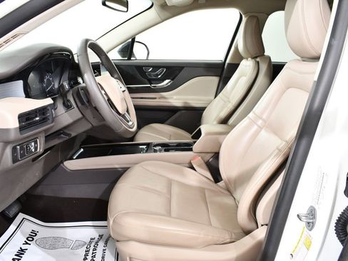 Used 2022 Lincoln Corsair AWD w/ Equipment Group 101A image 6