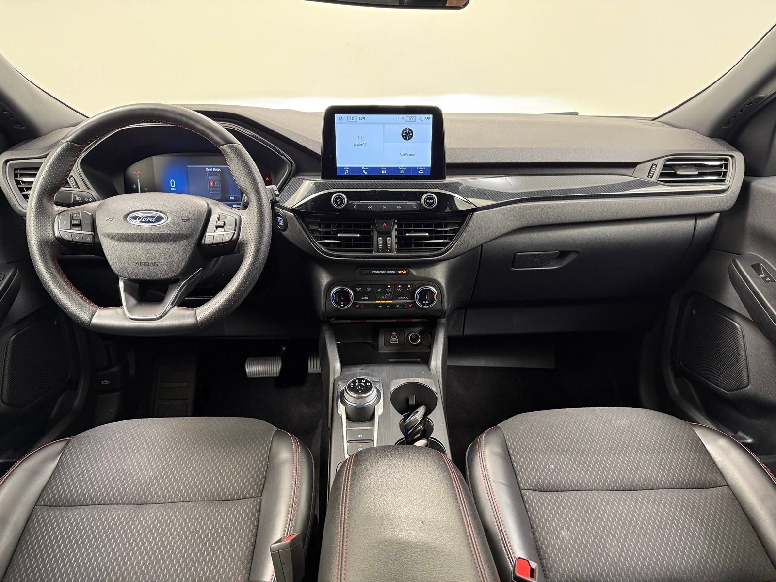 Used 2025 Ford Escape ST-Line Select AWD/4WD image 25