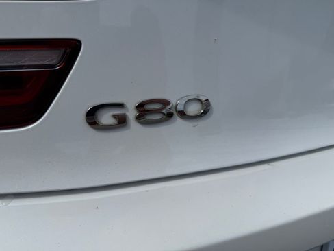 Used 2022 Genesis G80 2.5T image 12