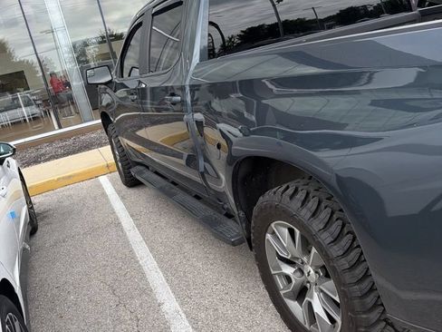 Used 2020 Chevrolet Silverado 1500 RST AWD/4WD image 23