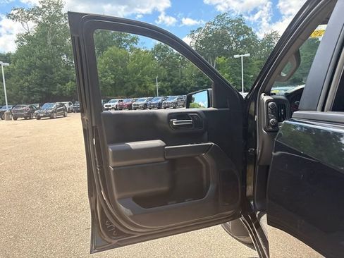 Used 2024 Chevrolet Silverado 1500 Custom AWD/4WD image 15