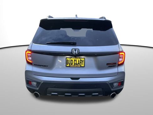 Used 2025 Honda Passport TrailSport image 5