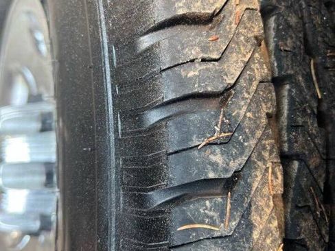 Used 2012 Chevrolet Express 2500 image 13