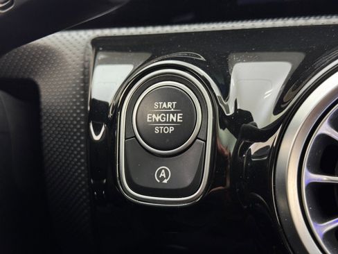 Used 2019 Mercedes-Benz A 220 A 220 w/ AMG Line & Premium Pa image 23