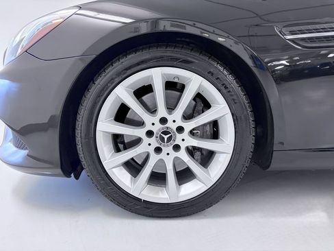 Used 2017 Mercedes-Benz SLC 300 image 11