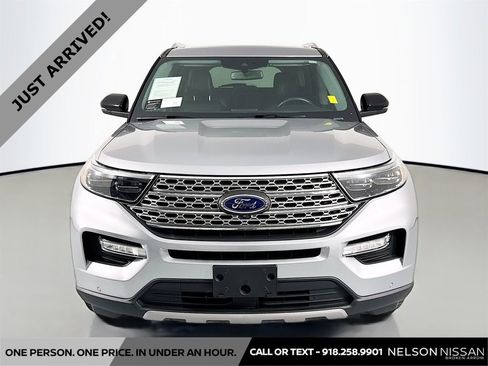 Used 2021 Ford Explorer Limited w/ Equipment Group 301A image 2