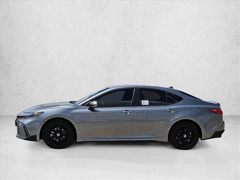 Used 2026 Toyota Camry SE w/ Convenience Package FWD image 8