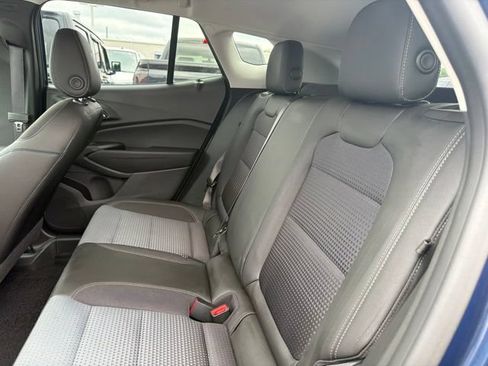 Used 2024 Chevrolet Trax LT w/ Driver Confidence Package FWD image 20