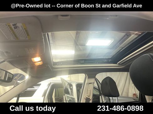 Used 2014 Subaru Forester 2.5i Premium w/ Popular Package #2 AWD/4WD image 11