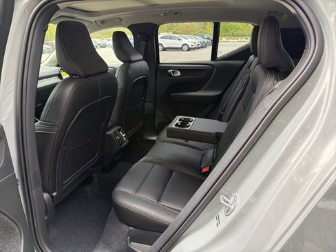 New 2026 Volvo XC40 B5 Plus w/ Climate Package AWD/4WD image 7