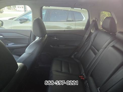 Used 2023 Nissan Rogue SL w/ SL Premium Package AWD/4WD image 3