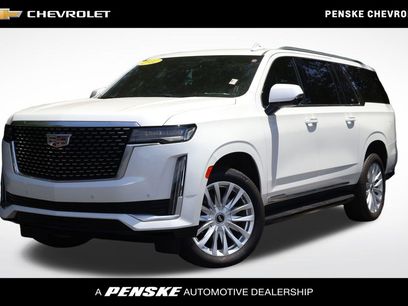 Certified 2022 Cadillac Escalade ESV Luxury w/ LPO, Illumination Package