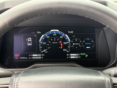 Used 2024 Toyota Tundra Limited image 18