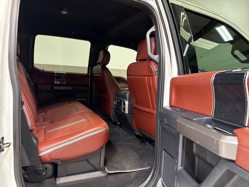 Used 2022 Ford F350 Platinum w/ FX4 Off-Road Package image 63