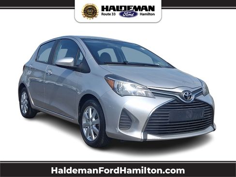 Used 2016 Toyota Yaris LE FWD image 1